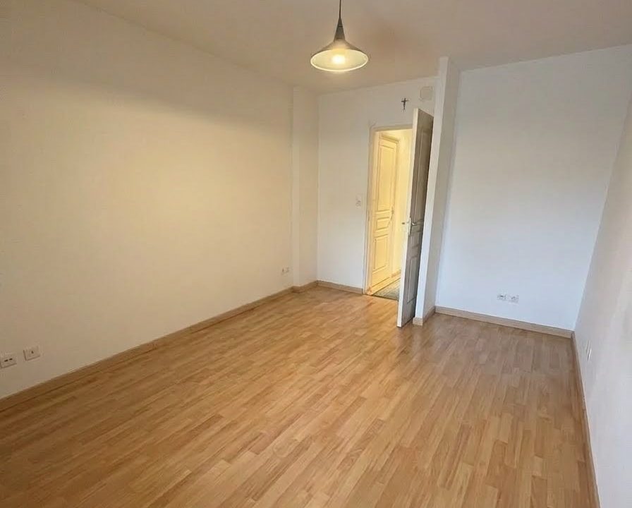 CCHAMBRE (avant)